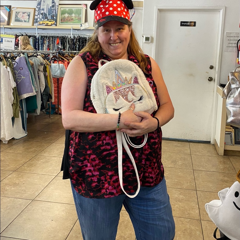Meet your Posher, Lisa